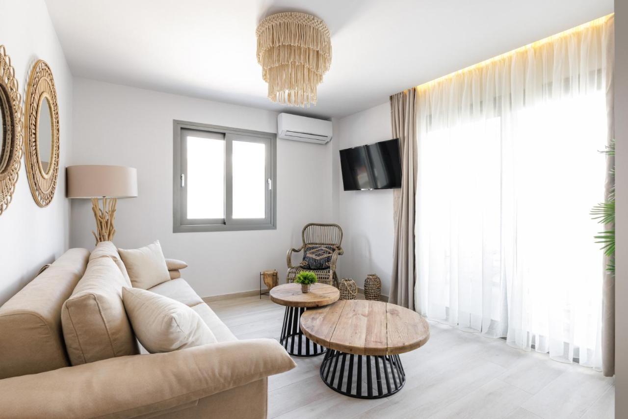 Amalthia Luxury Suites Polychrono Exterior photo