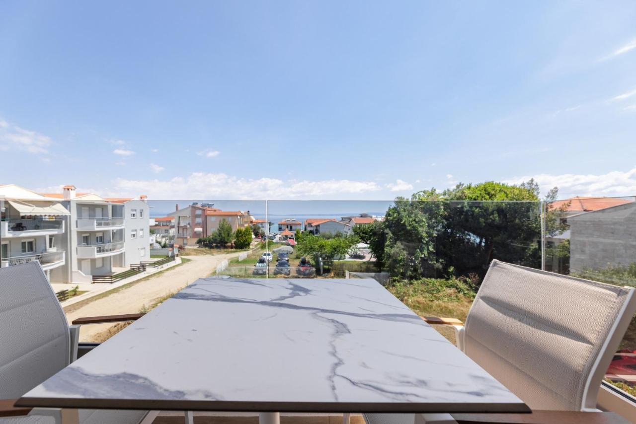 Amalthia Luxury Suites Polychrono Exterior photo